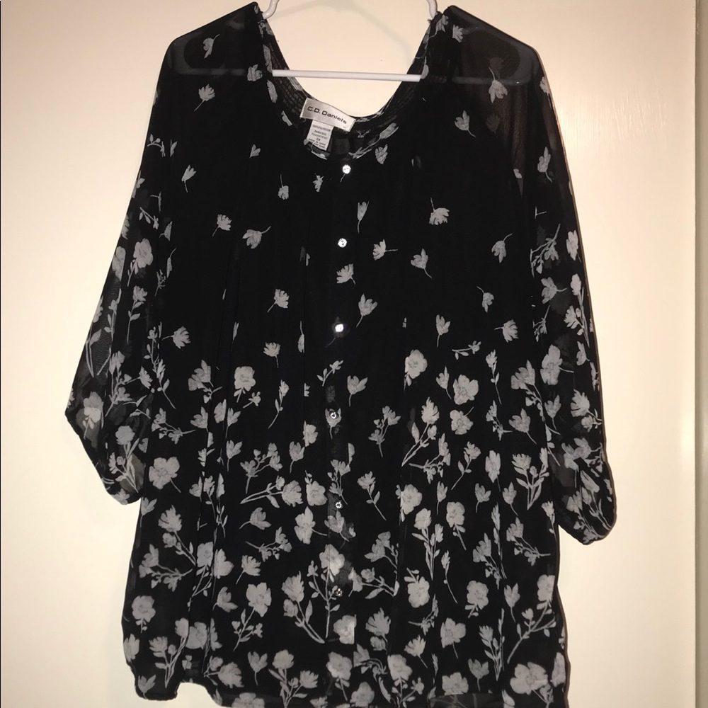 Never Worn- Beautiful Blouse